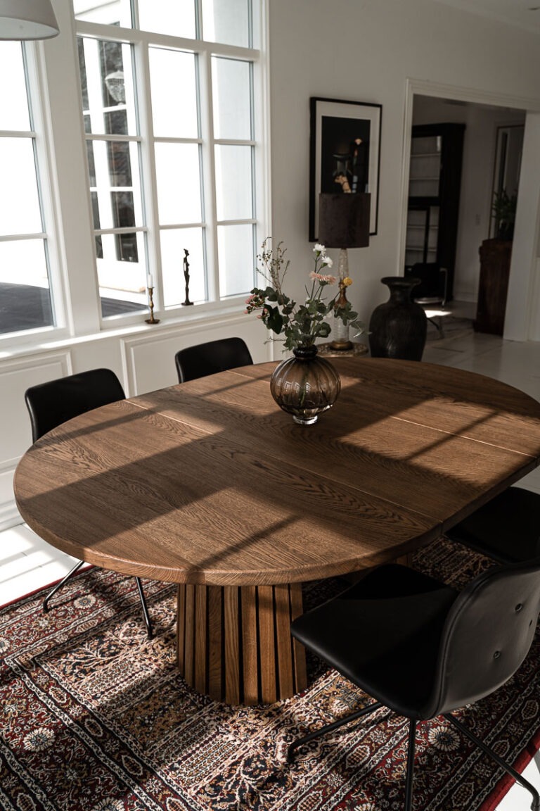 Rundt plankebord med udtræksplade fra Træfolk