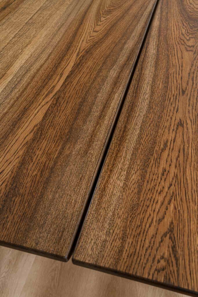 Detalje af Normund-Plankebord